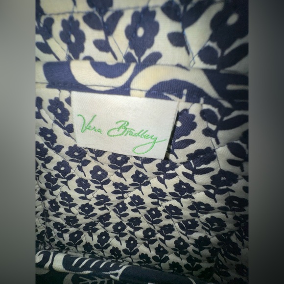 Vera Bradley Shoulder Tote Twirly Birds - Picture 4 of 8